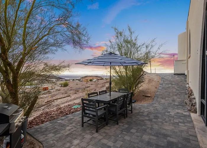 Casa vacanze The Castle, A Luxury Compound Retreat Lake Havasu City