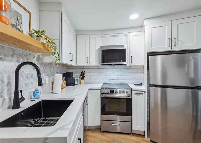 The Castle, A Luxury Compound Retreat Lake Havasu City